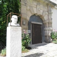 Busto di Erwin Schulhoff