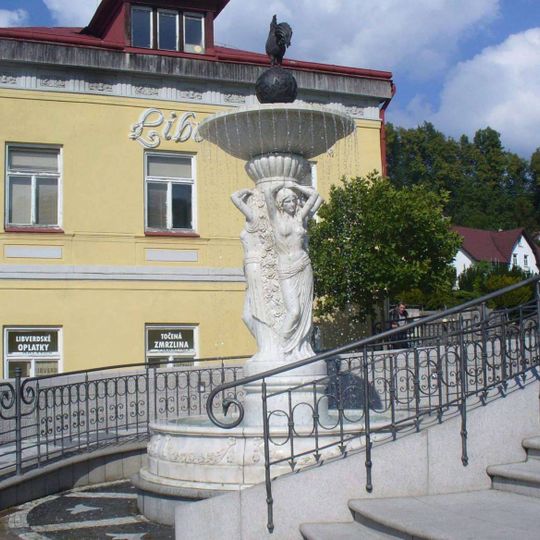 Fountain at the colonnade