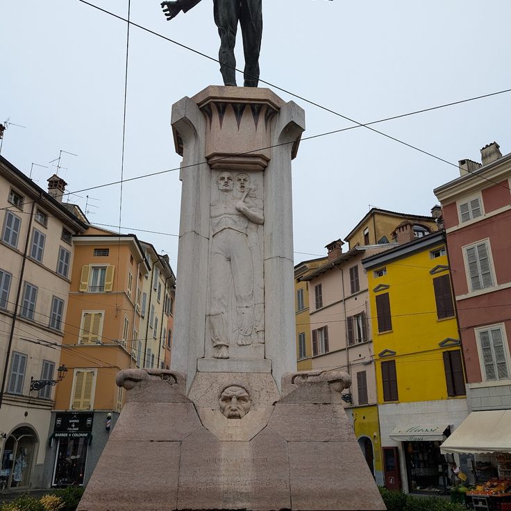 Monumento a Filippo Corridoni