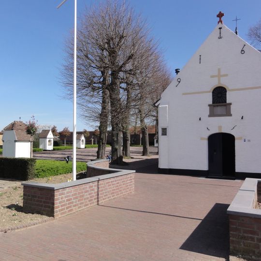 Four of seven footfalls on Bosstraat