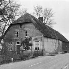 Dussendijk 29, Dussen