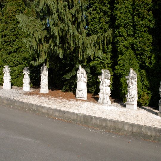 Mittergrabern Grabsteine