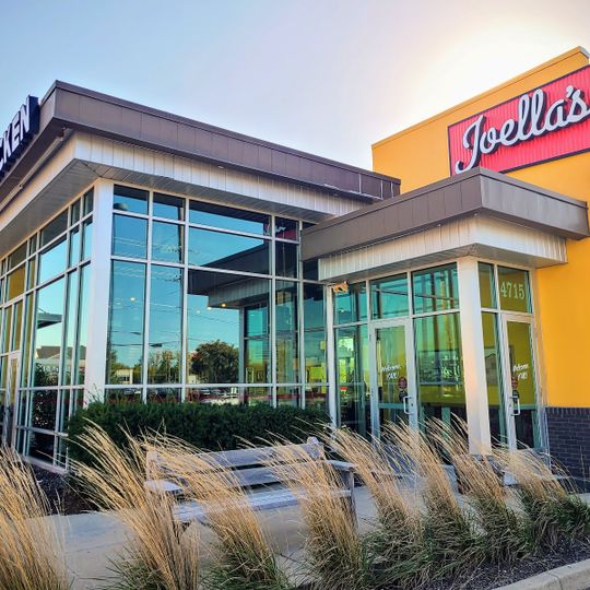 Joella's Hot Chicken
