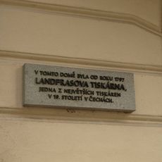 Pamětní deska Landfrasovy tiskárny v Jindřichově Hradci