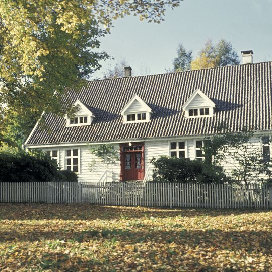 Fjelberg prestegård