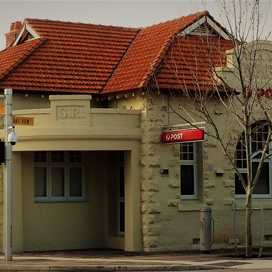 Claremont Post Office