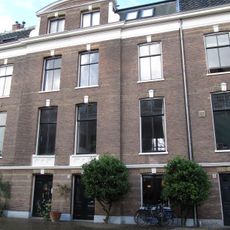 Huis met classicistische kenmerken
