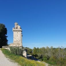 Statua