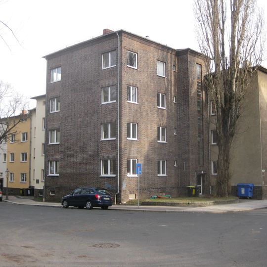 Wohnhauszeile Deulichstraße 10 mit Platnerstraße 3-9