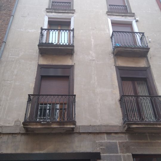 Casa Cuchillería 22