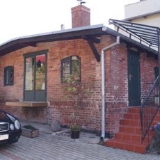 Budynek mieszkalno-magazynowy III