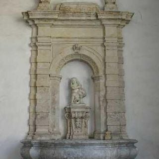 Fontana al Monte di Pietà