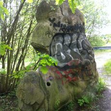 Menhir de Chantecoq ou Mère-aux-Cailles