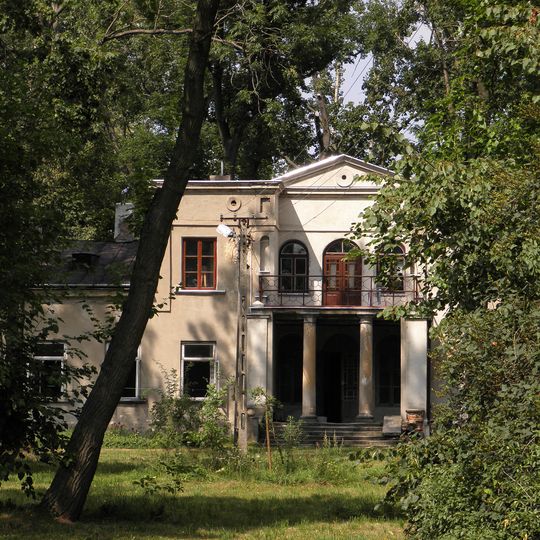 Dwór we Wrzeszczowie