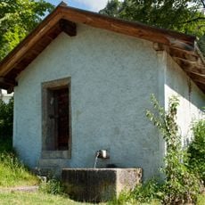 Ehem. Hofbrunnenleitungshäuschen westlich der Schweinsbrücke