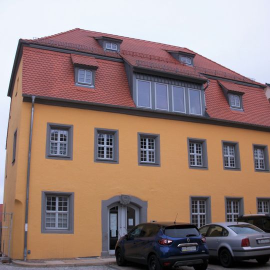 Ehemalige Textilmanufaktur, heute Wohnhaus und Nebengebäude Burgstädt
