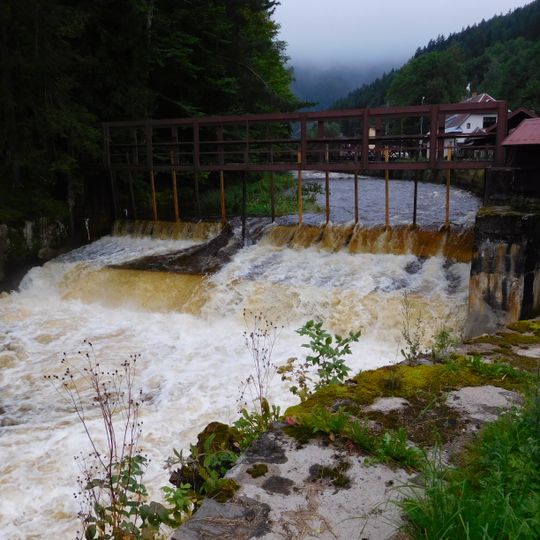 Weir on Úpa in Temný Důl