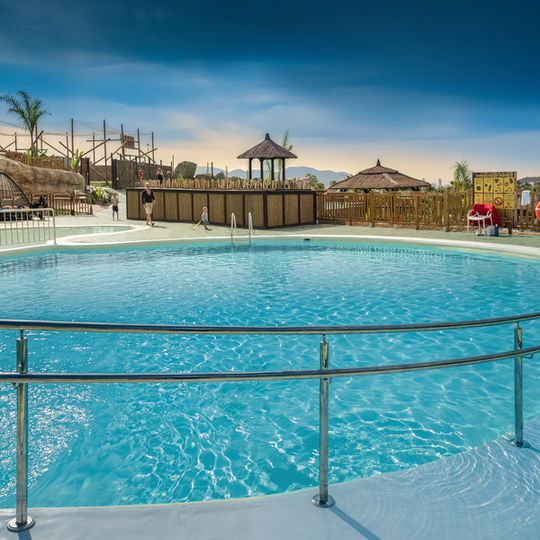 Magic Natura Animal, Water Park & Polynesian Lodge Resort