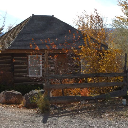 Charles W. and Leah Lee House