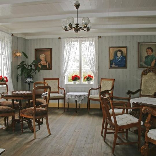 Fru Haugans Hotel