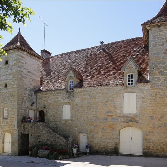 Maison à tourelles