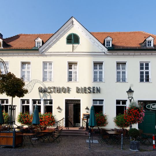 Marktplatz 6