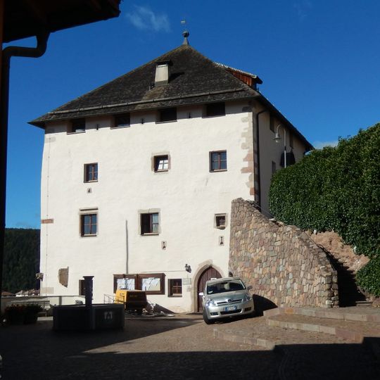 Town hall of Jenesien