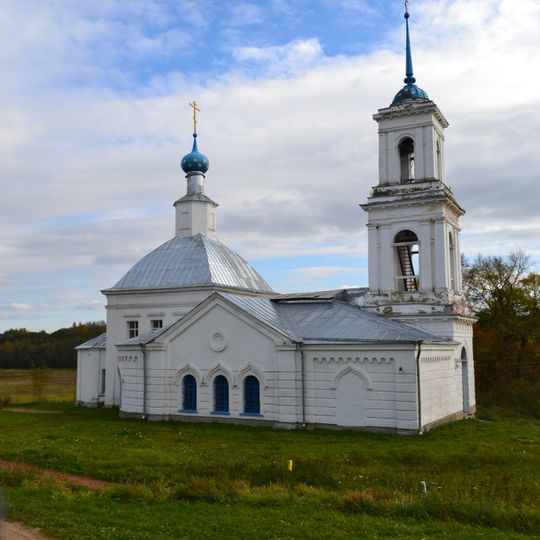 Покровская церковь с живописью