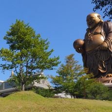 Tianen Maitreya statue