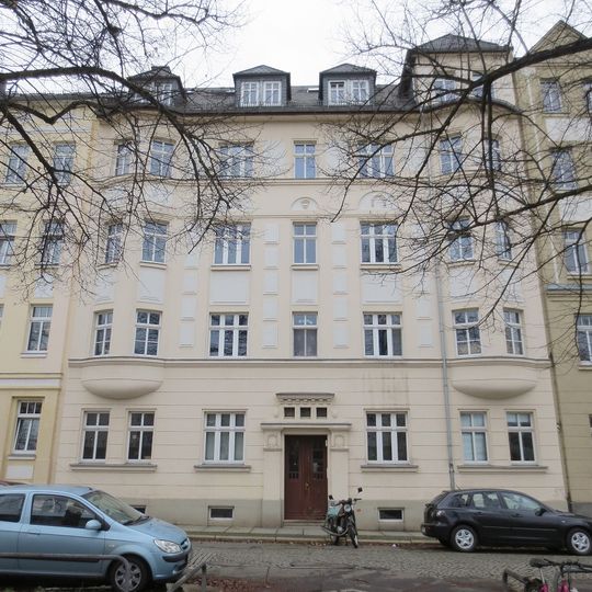 Mietshaus in geschlossener Bebauung; Vettersstraße 30