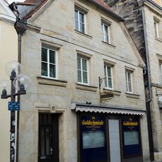 Wohn- und Geschäftshaus