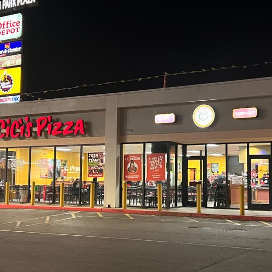 Cicis Pizza