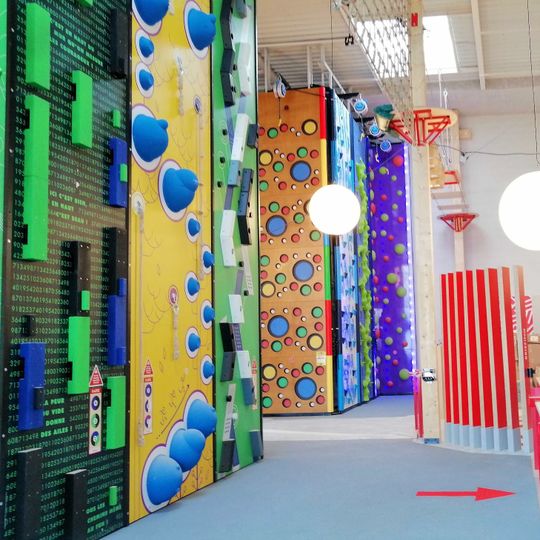 HAPIK Salle d'escalade 100% fun