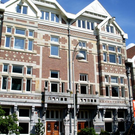 Herenhuis van het complex Teniersstraat 6 / Johannes Vermeerstraat 35-45