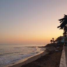 Playa de Calahonda - La Luna / Royal Beach