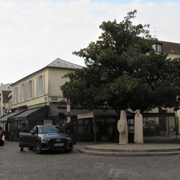 Fontaine, Place des Grès