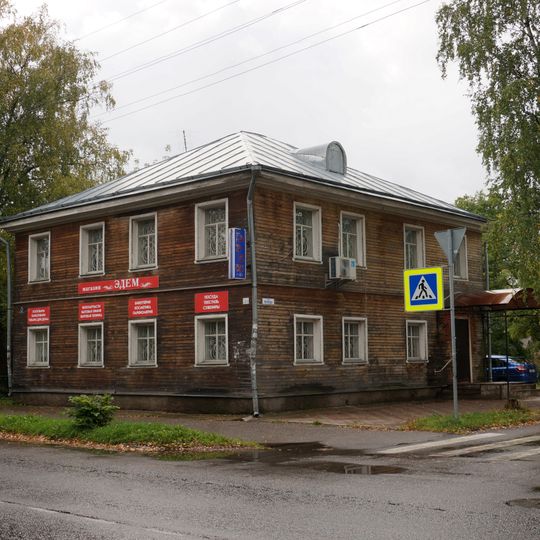 Бывший дом Староладожского Успенского монастыря