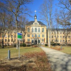 Carl-von-Bach Gymnasium