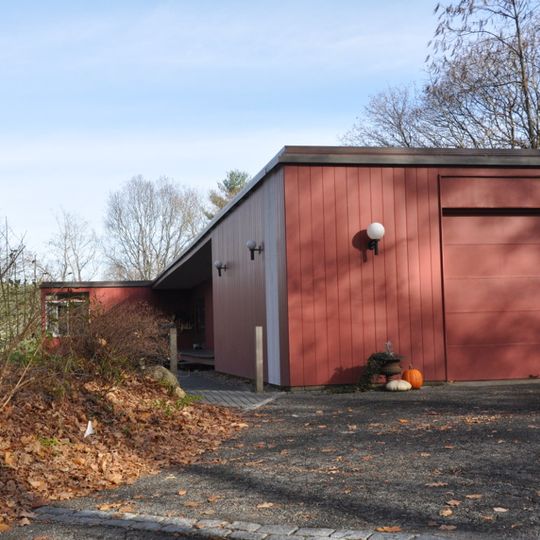 Isaac Davis and Marion Dalton Hall House