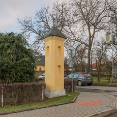 Boží muka uprostřed Bělkovic