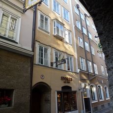 Wohn- und Geschäftshaus, Kollegimesnerhaus