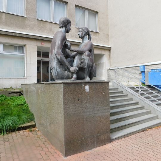 Sousoší v Nádražní ulici v Pelhřimově