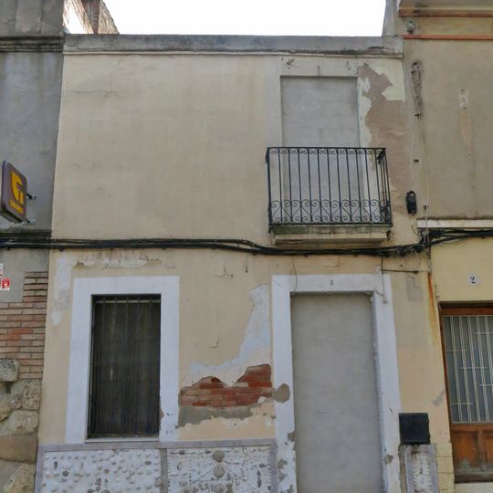 House in plaça Barcelona, 3