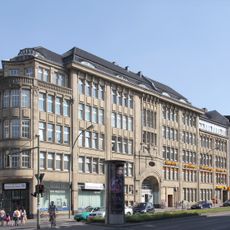 Hermannstraße 256–258, Karl-Marx-Straße 2