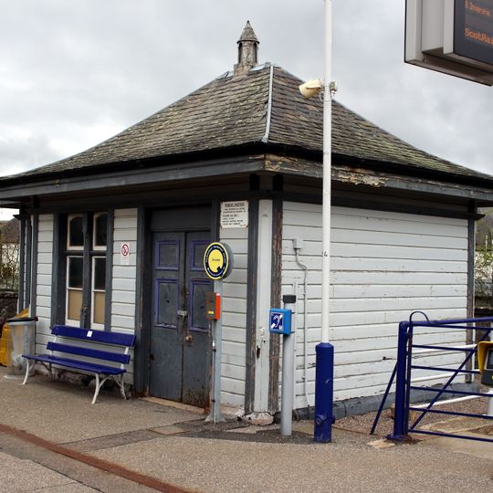 Nairn, Cawdor Road, Railway Station, Store