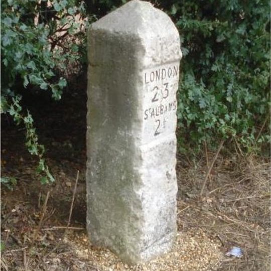 Milestone, St Albans Road, 100m N of jct Punchbowl Lane
