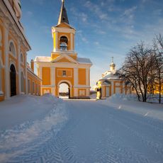Колокольня с воротами (ж/д ст. Оять)