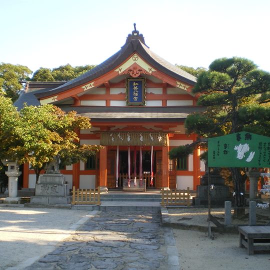 Momiji Hachiman-gū