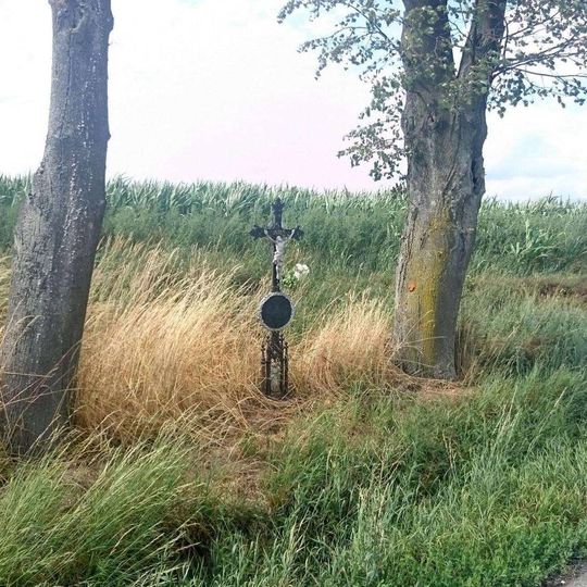 Kříž jižně od Blanice