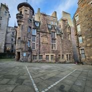 Entdecken Sie Edinburgh : vom Schloss bis zu den geheimgängen der Altstadt